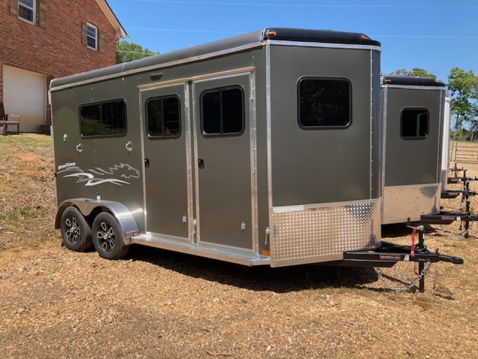 New 2027 Homesteader Trailer 214FB Horse Trailer