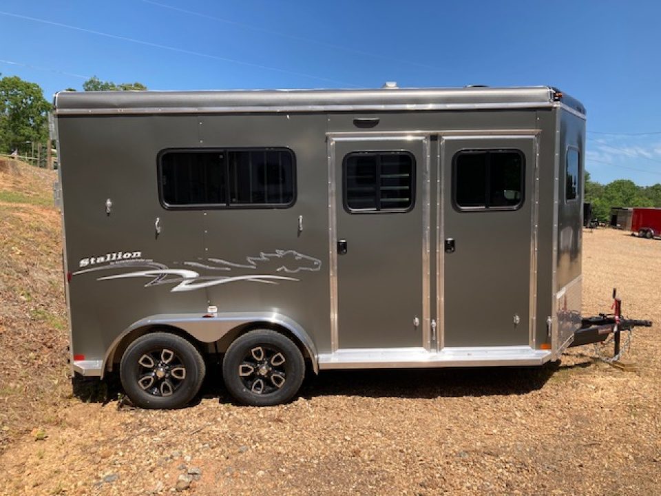 New 2027 Homesteader Trailer 214FB Horse Trailer
