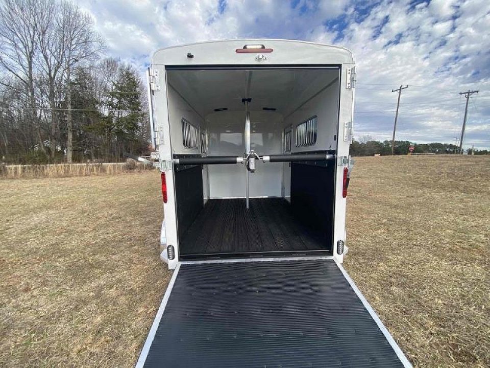 New 2027 Homesteader Trailer 214FB Horse Trailer