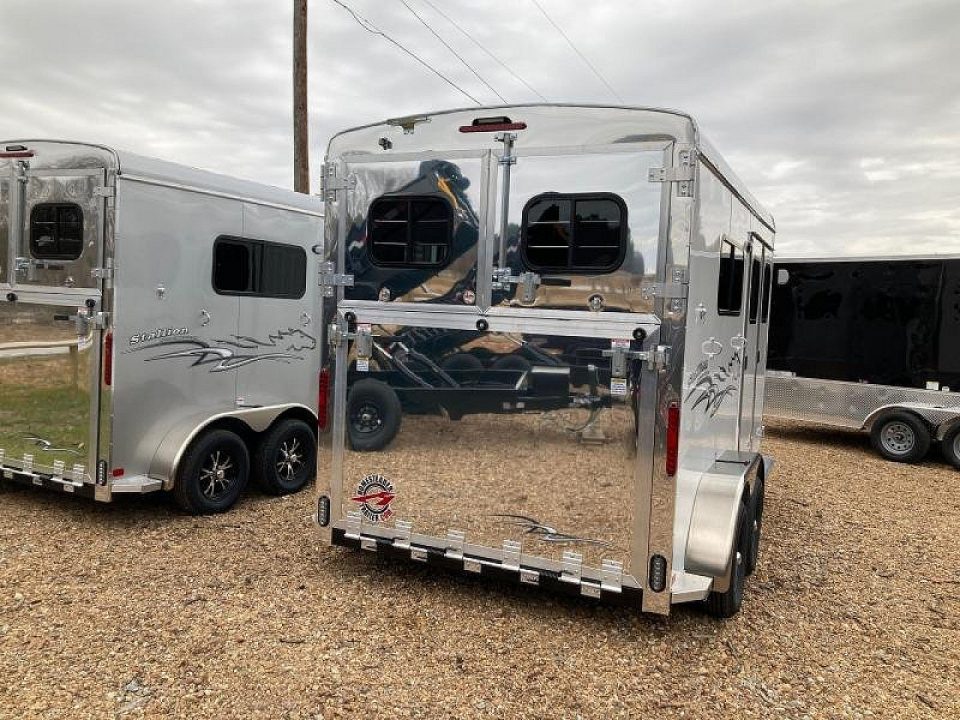 New 2027 Homesteader Trailer 214FB Horse Trailer