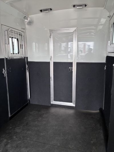 New 2027 Cimarron Trailers 2 + 1 Horse Trailer