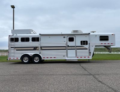 Used 2004 4-Star Trailers 3H 10'LQ Horse Trailer