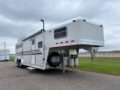 Used 2004 4-Star Trailers 3H 10'LQ Horse Trailer