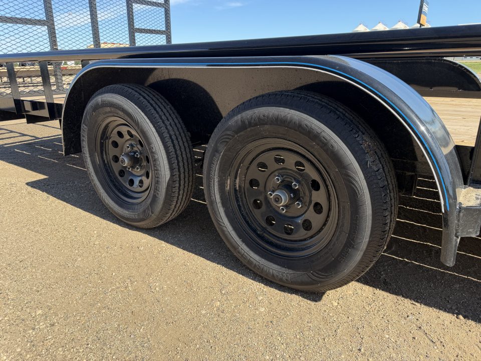 New 2026 Top Hat 20x83 MP Utility Trailer