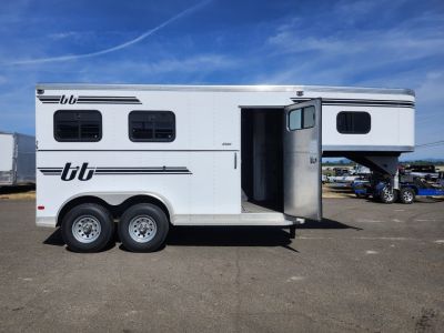 Used 2000 Turnbow 2H GN Slant Horse Trailer