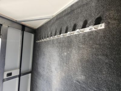 Used 2000 Turnbow 2H GN Slant Horse Trailer
