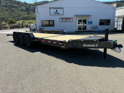 New SALE! SPLIT-TILT 2026 Diamond C Trailers HDT307 82X22 Equipment TRIPLE AXLE 24000 GVWR METALLIC GRAY