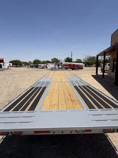New 2026 Diamond C Trailers FMAX212HDT Flatbed Trailer