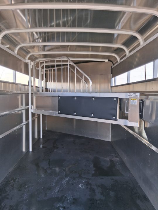 New 2026 Maverick Trailers MAVERICK 3H HS BP Horse Trailer