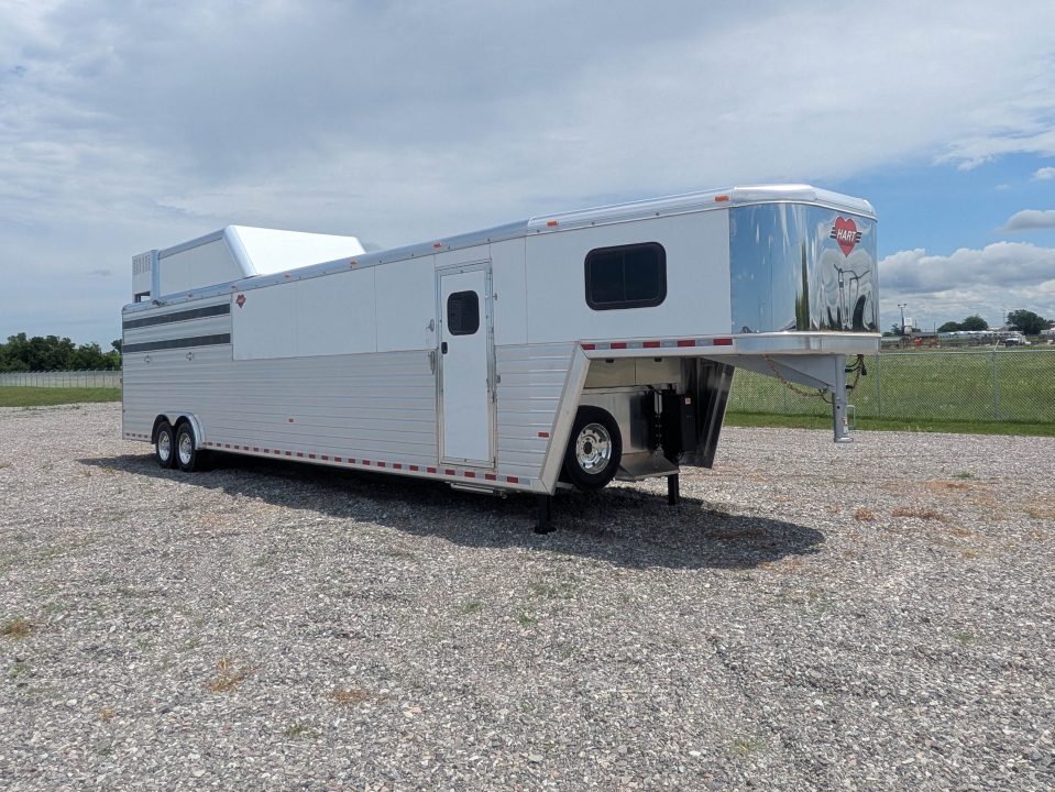 New 2027 Hart Trailer L24G LQ Horse Trailer