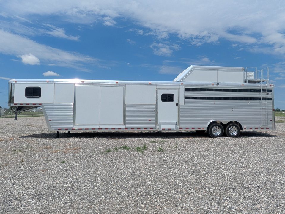 New 2027 Hart Trailer L24G LQ Horse Trailer