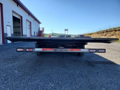 New 2026 Diamond C Trailers DET207 Deckover Tilt Trailer / 15,500 GVWR / 102"x22'