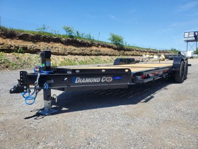 New 2026 Diamond C Trailers HDT207 Equipment Split Tilt Trailer / 15,500 GVWR / 82"x22'