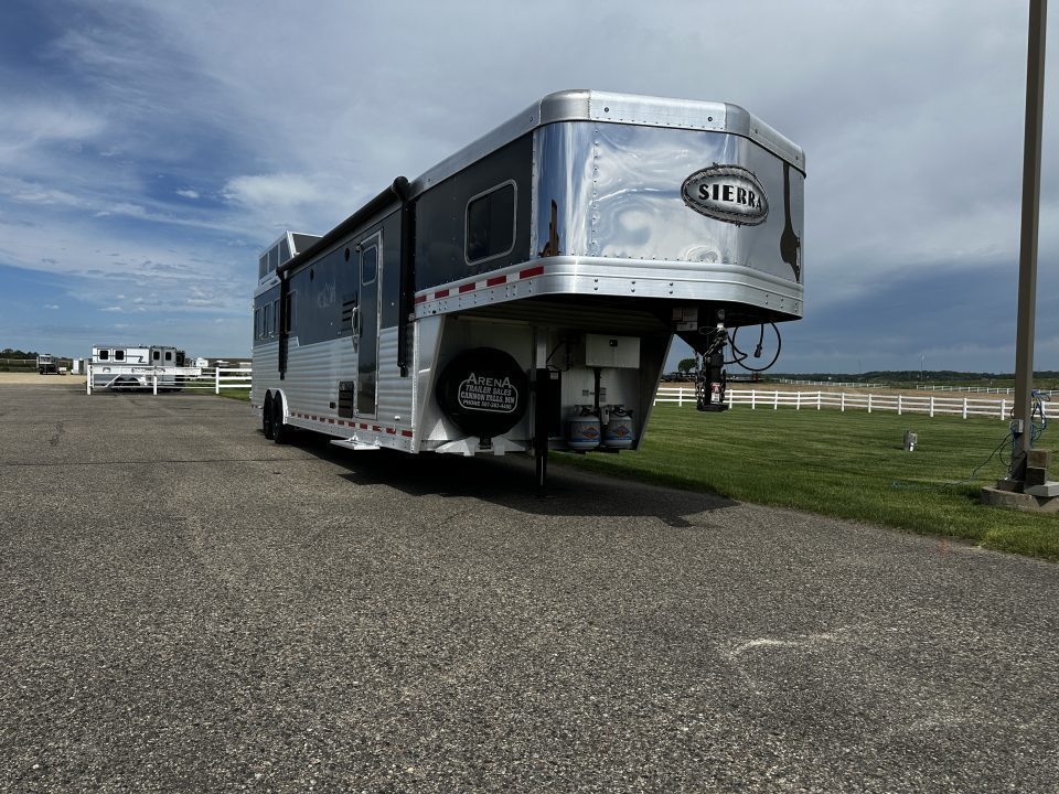 Used 2017 Sierra Trailers 4H 12'6" LQ Horse Trailer