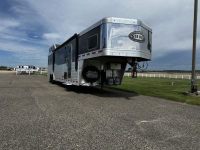 Used 2017 Sierra Trailers 4H 12'6  LQ Horse Trailer