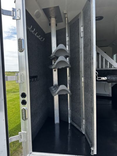 Used 2017 Sierra Trailers 4H 12'6" LQ Horse Trailer
