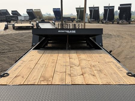 New 2026 Southland 7x22 16/6 16k Split Deck Tilt Trailer