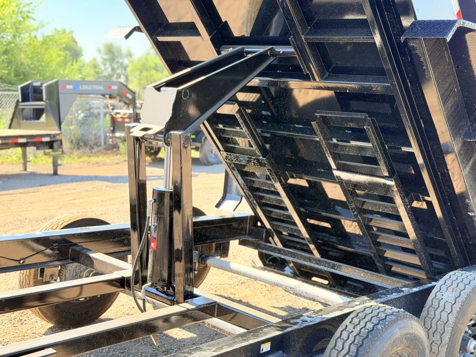 New 2026 Load Trail 7-14 Gooseneck Dump W/ 14 PLY Tire Upgrade and 7 Gauge Floor 7K Axles