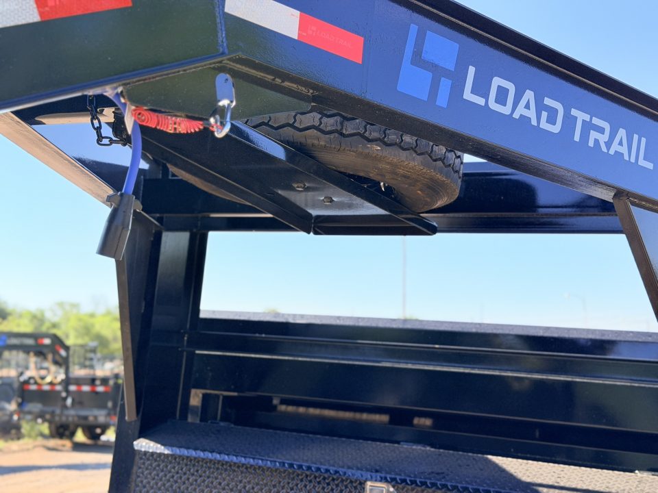 New 2026 Load Trail 7-14 Gooseneck Dump W/ 14 PLY Tire Upgrade and 7 Gauge Floor 7K Axles