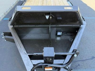 New 2027 MAXX-D EHX8322 Equipment Trailer
