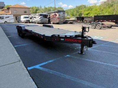 New 2027 MAXX-D EHX8322 Equipment Trailer