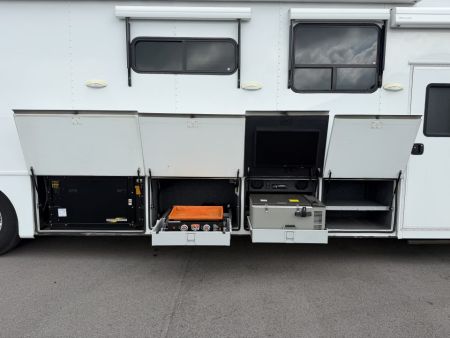 Used 2010 Cascadia 50' Motorhome