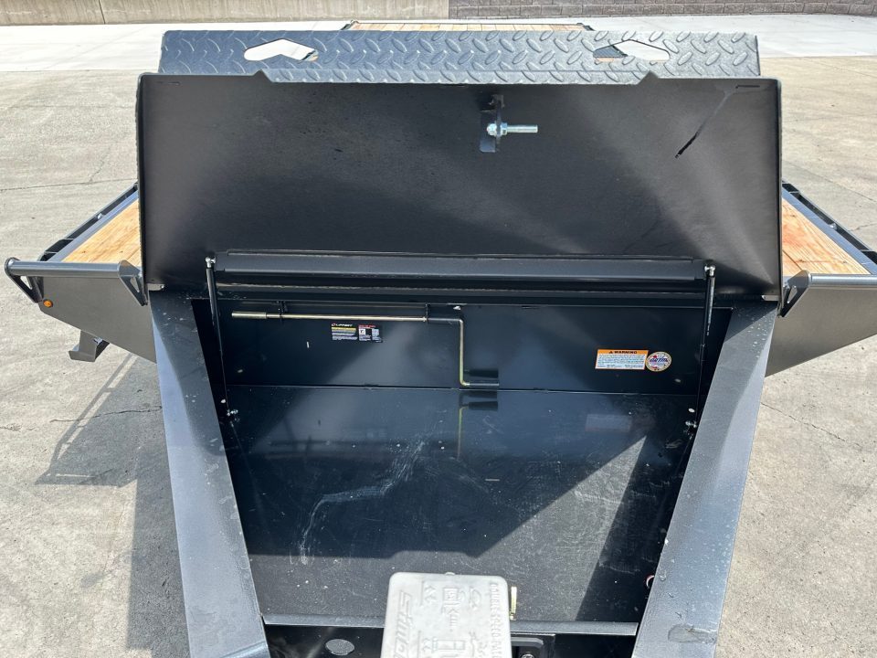 New 2027 Diamond C Trailers DEC210 Equipment Trailer