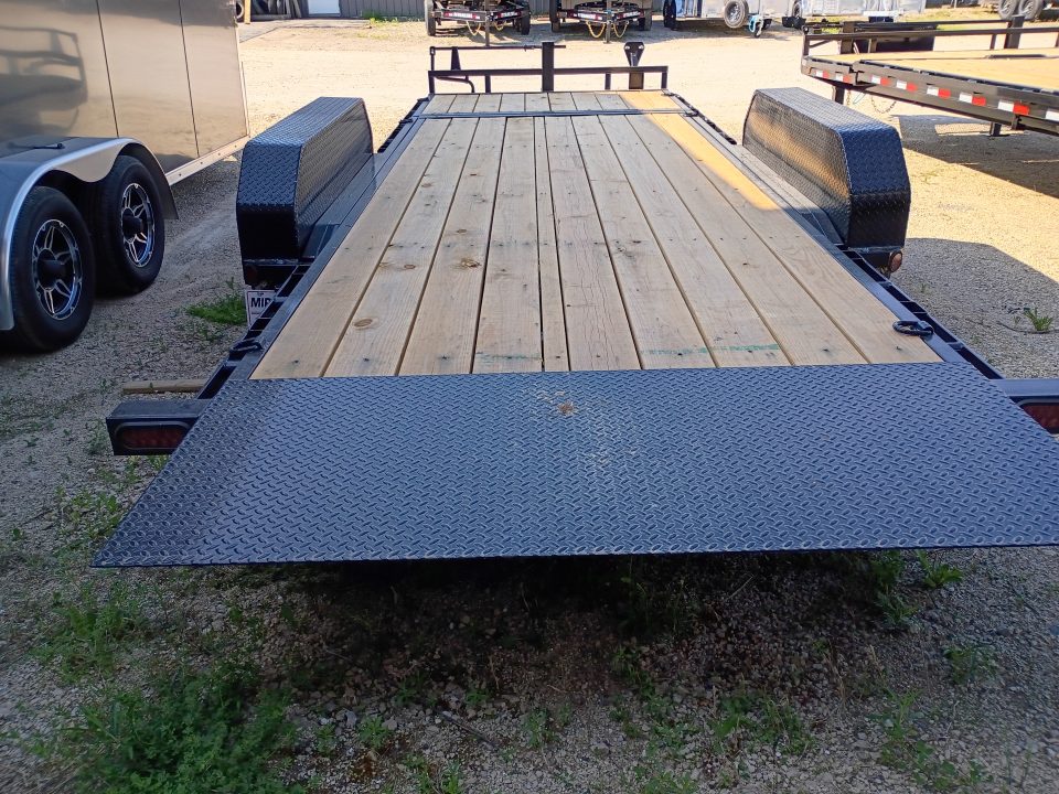 New 2027 PJ Trailers T6202