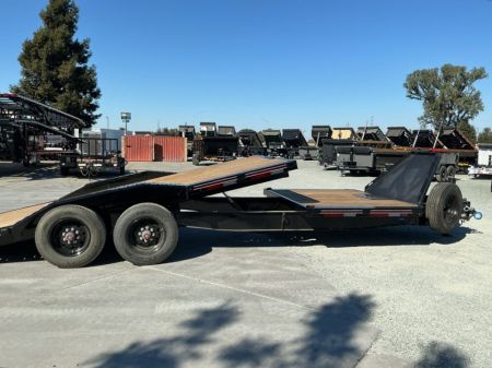 New 2026 Diamond C Trailers HXD210L24X102 8.5FT X 24FT Tilt Trailer