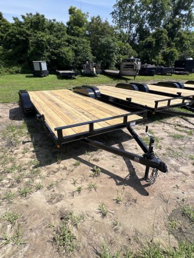 New 2026 P & T Trailers 82X20WCH Car Hauler