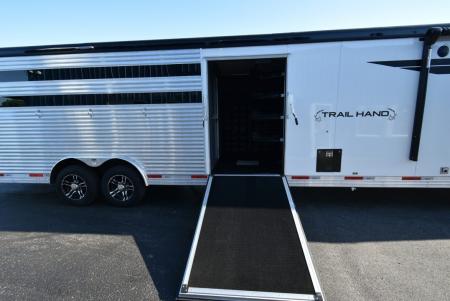 New 2027 Bison Trailers Trailhand 81316 Horse Trailer