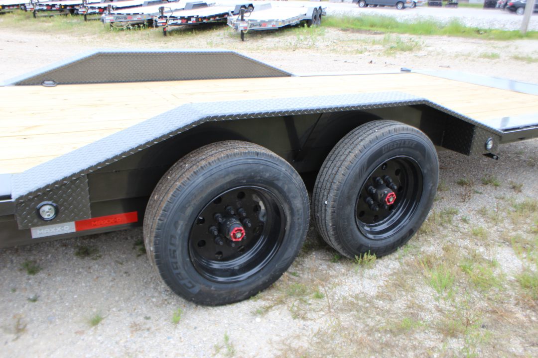 New 2027 MAXX-D 102" x 28' Tilt Trailer