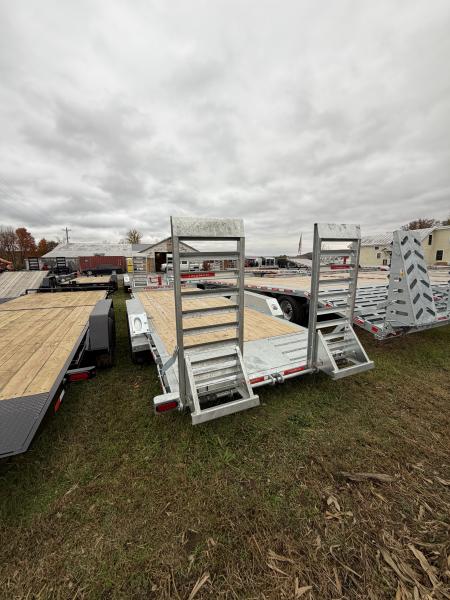New 82X 18+2 Triumph Trailers 2027 Equipment Trailer