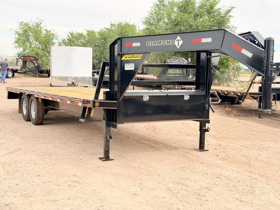 New 2026 Diamond T 8.5-24 Single Wheel Gooseneck Deckover Equipment Hauler W/ 14 PLY Tire Upgrade 15K GVWR