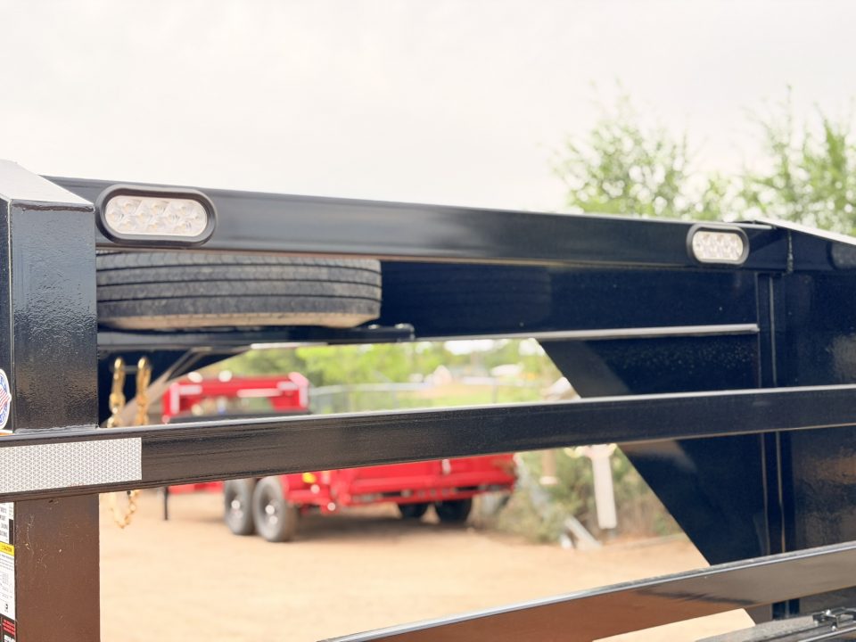 New 2026 Diamond T 8.5-24 Single Wheel Gooseneck Deckover Equipment Hauler W/ 14 PLY Tire Upgrade 15K GVWR