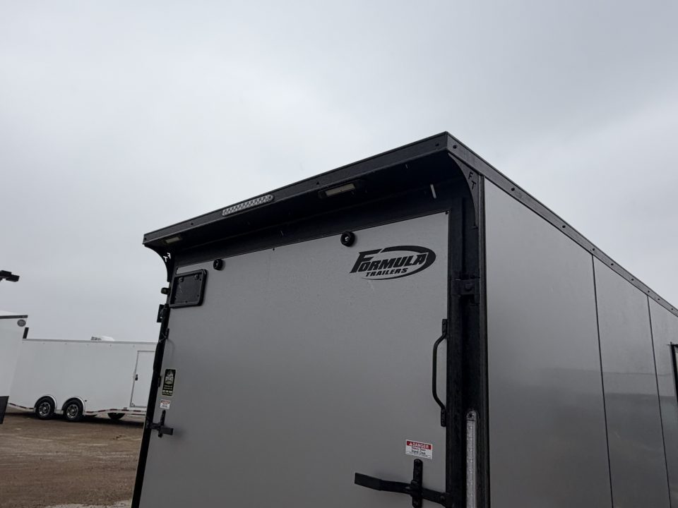 2026 Formula Trailers photo 8