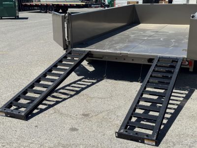 New 2027 Diamond C LPT 14' - 15.5K Telescopic Dump Trailer