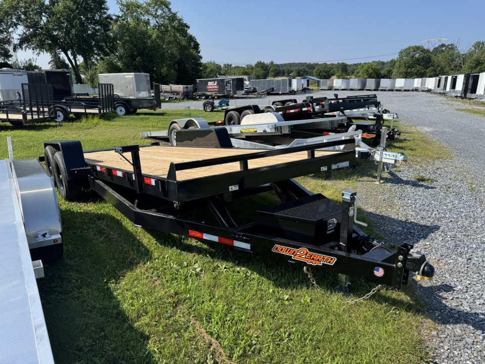 New 2027 Down 2 Earth Trailers DTE8220WCT5.2B Car Hauler