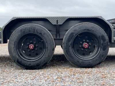 New 2027 MAXXD 83" X 24' 17.5K Tilt Equipment Trailer