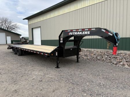 New 2027 30' PJ Low-Pro Gooseneck Trailer