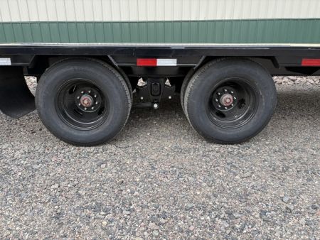 New 2027 30' PJ Low-Pro Gooseneck Trailer