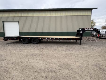 New 2027 30' PJ Low-Pro Gooseneck Trailer