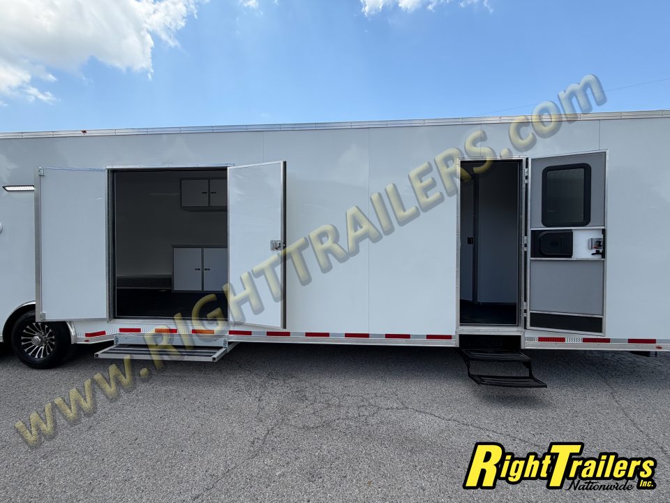 New 2026 8.5x50 Vintage Sportsman Extreme Living Quarters Race Trailer