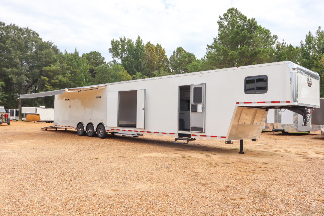 New 2026 Vintage Trailers 8.5x52 Sportsman Unlimited Living Quarters Race Trailer