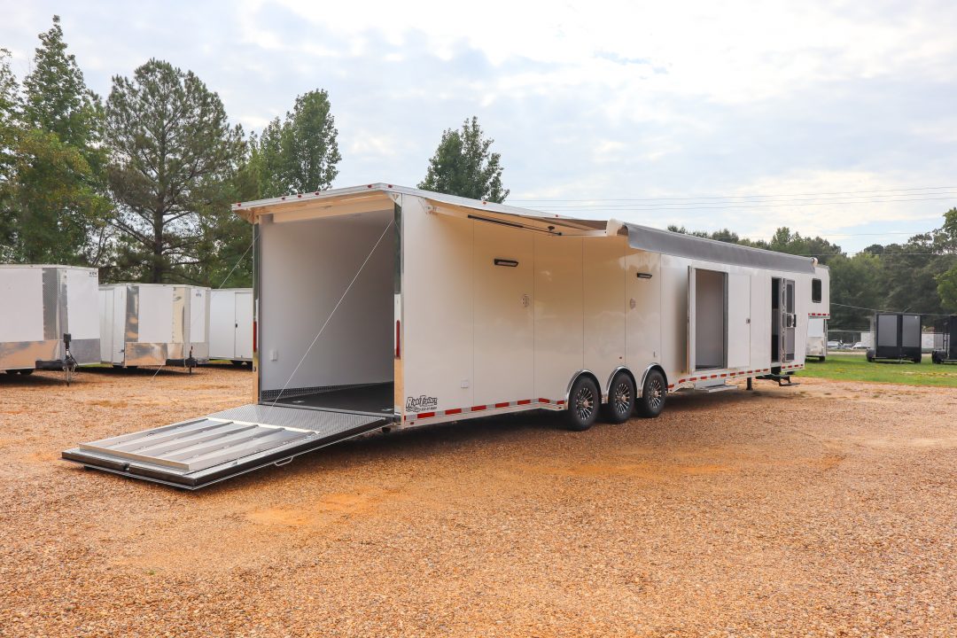 New 2026 Vintage Trailers 8.5x52 Sportsman Unlimited Living Quarters Race Trailer