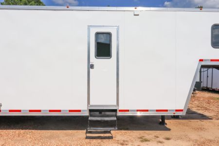 New 2026 Vintage Trailers 8.5x52 Sportsman Unlimited Living Quarters Race Trailer