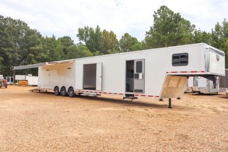 New 2026 Vintage Trailers 8.5x52 Sportsman Unlimited Living Quarters Race Trailer
