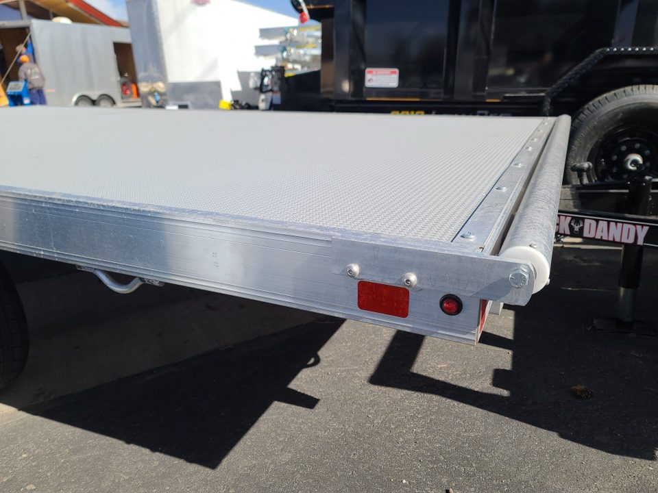 2027 Aluma 8412RT photo 4