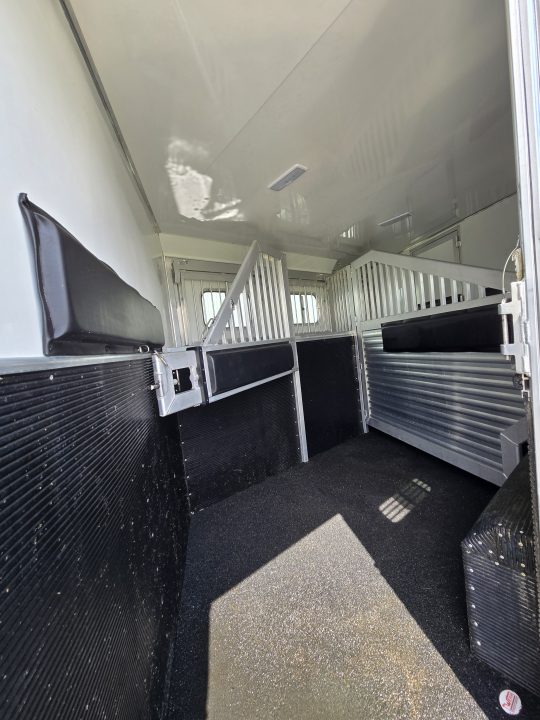2023 Elite Trailers photo 5