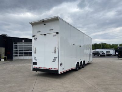 New United USH-8.5X34 Stacker w/ Dragster Lift